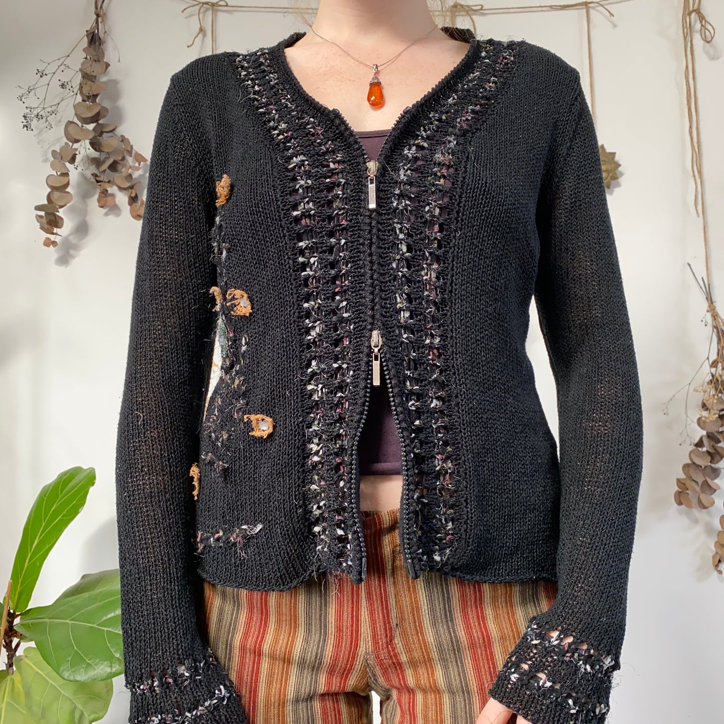Dual zip cardigan - size M