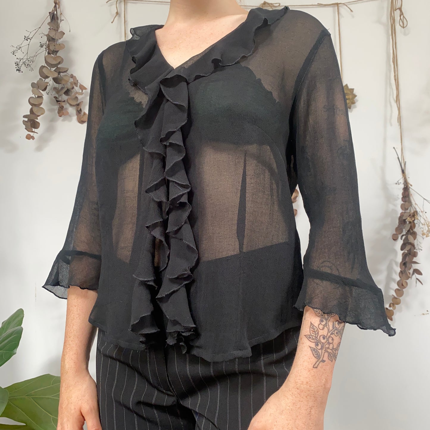 Black mesh ruffle top - size M/L