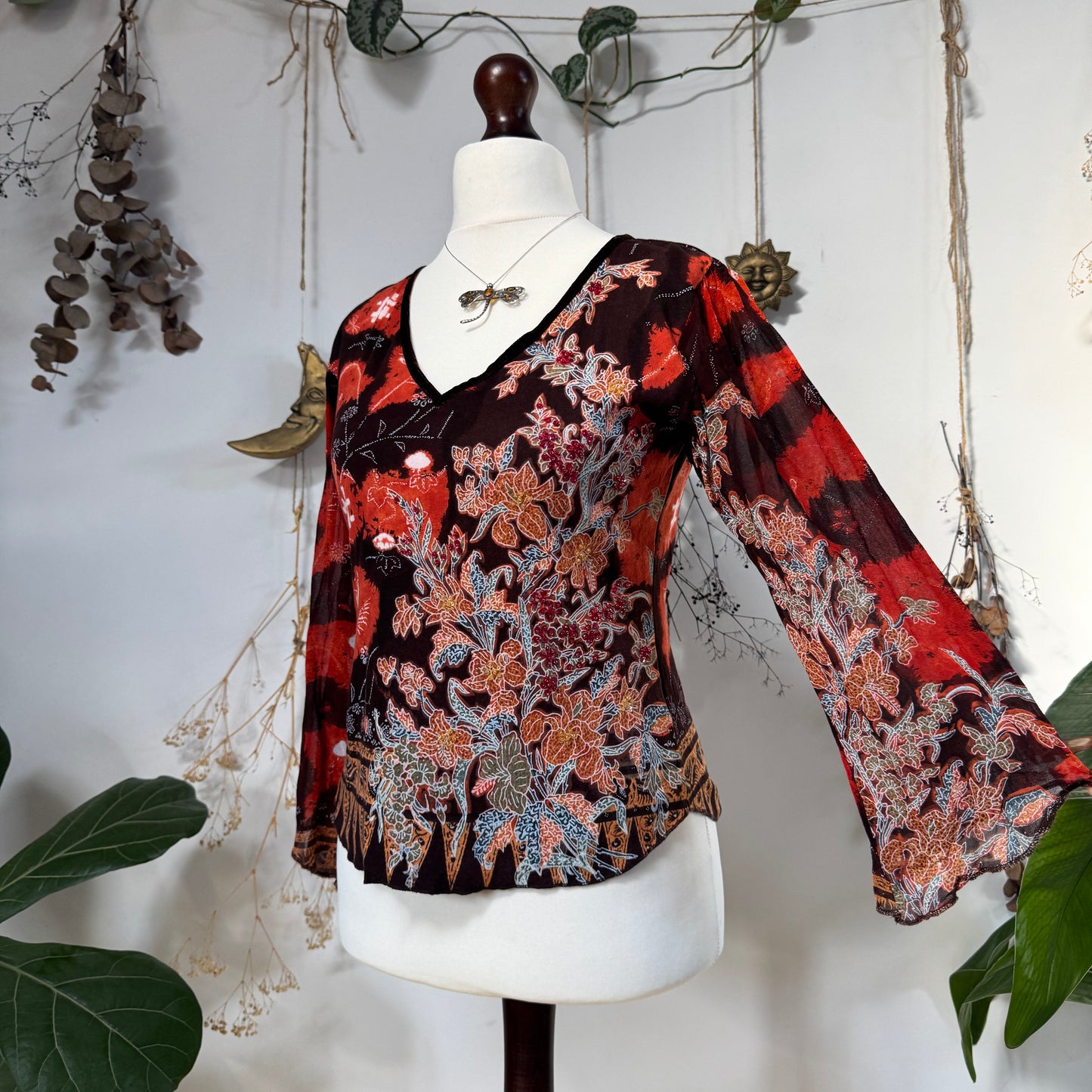 Floral top - size M/L