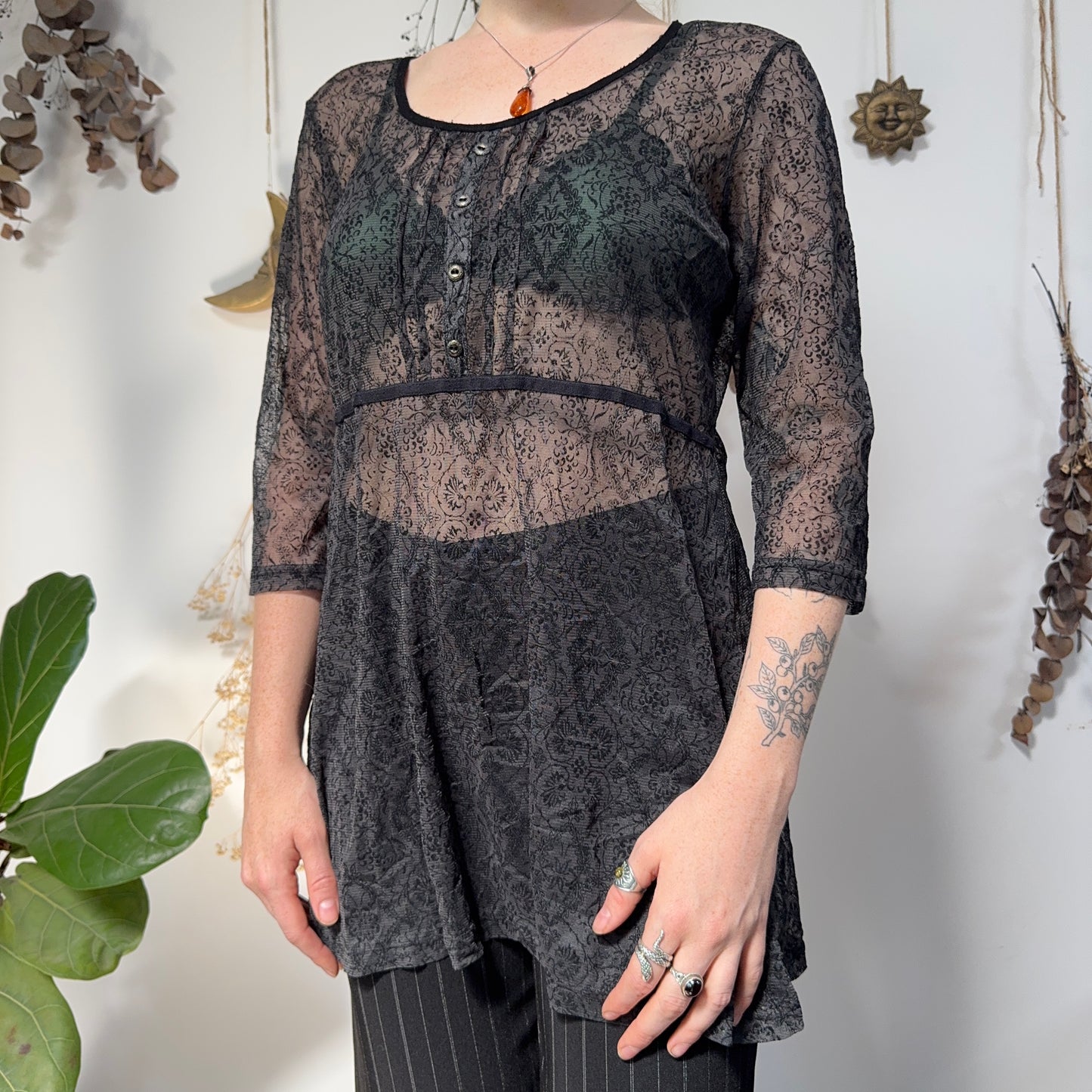 Grunge mesh mini dress - size L