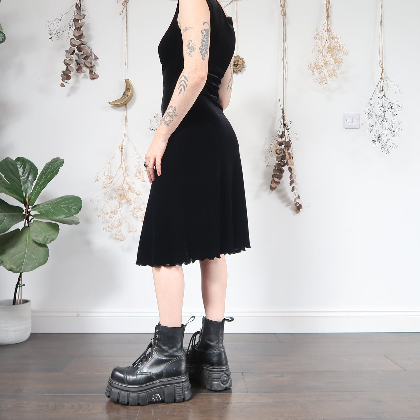 Black velvet dress - size S/M