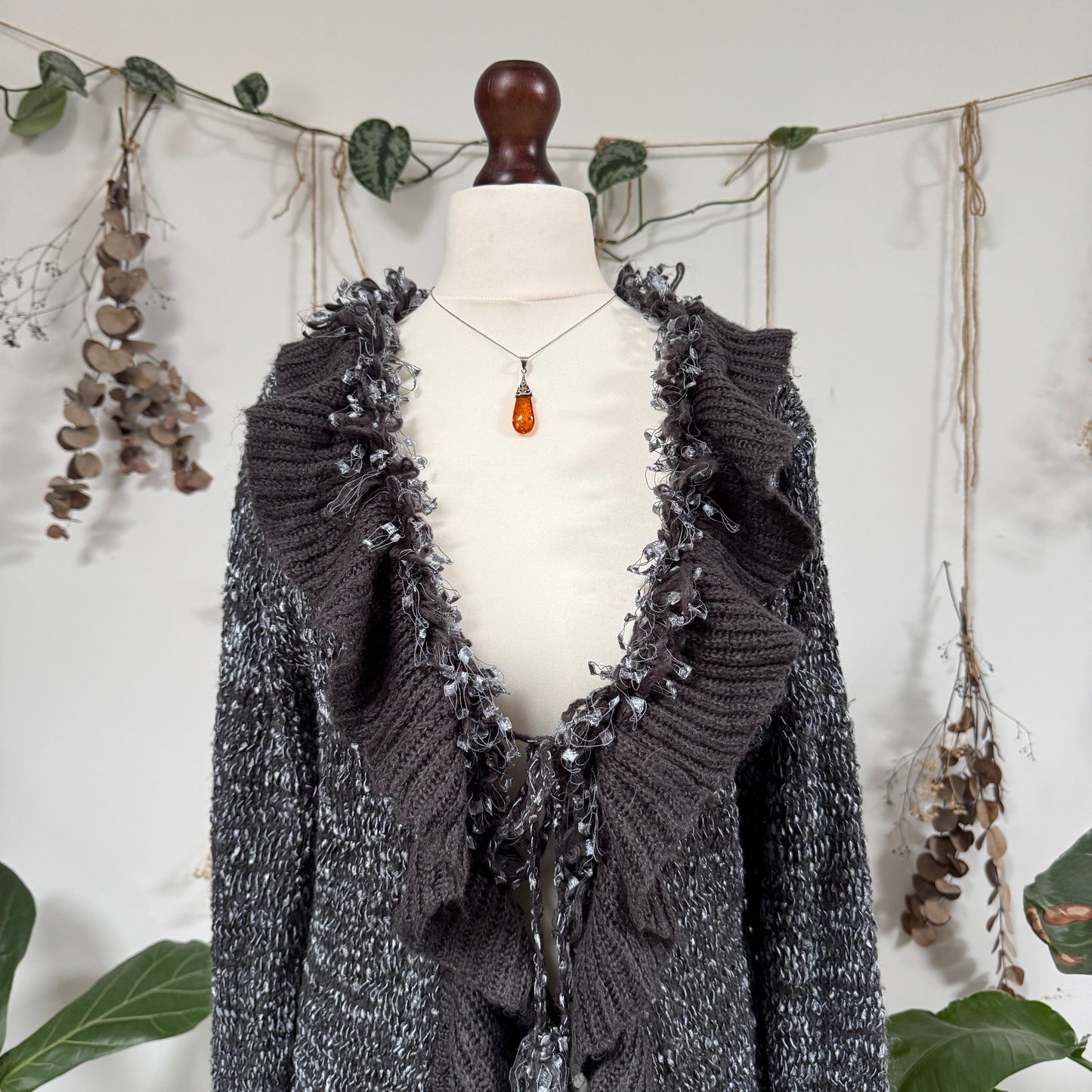 Grey knit cardigan - size M/L