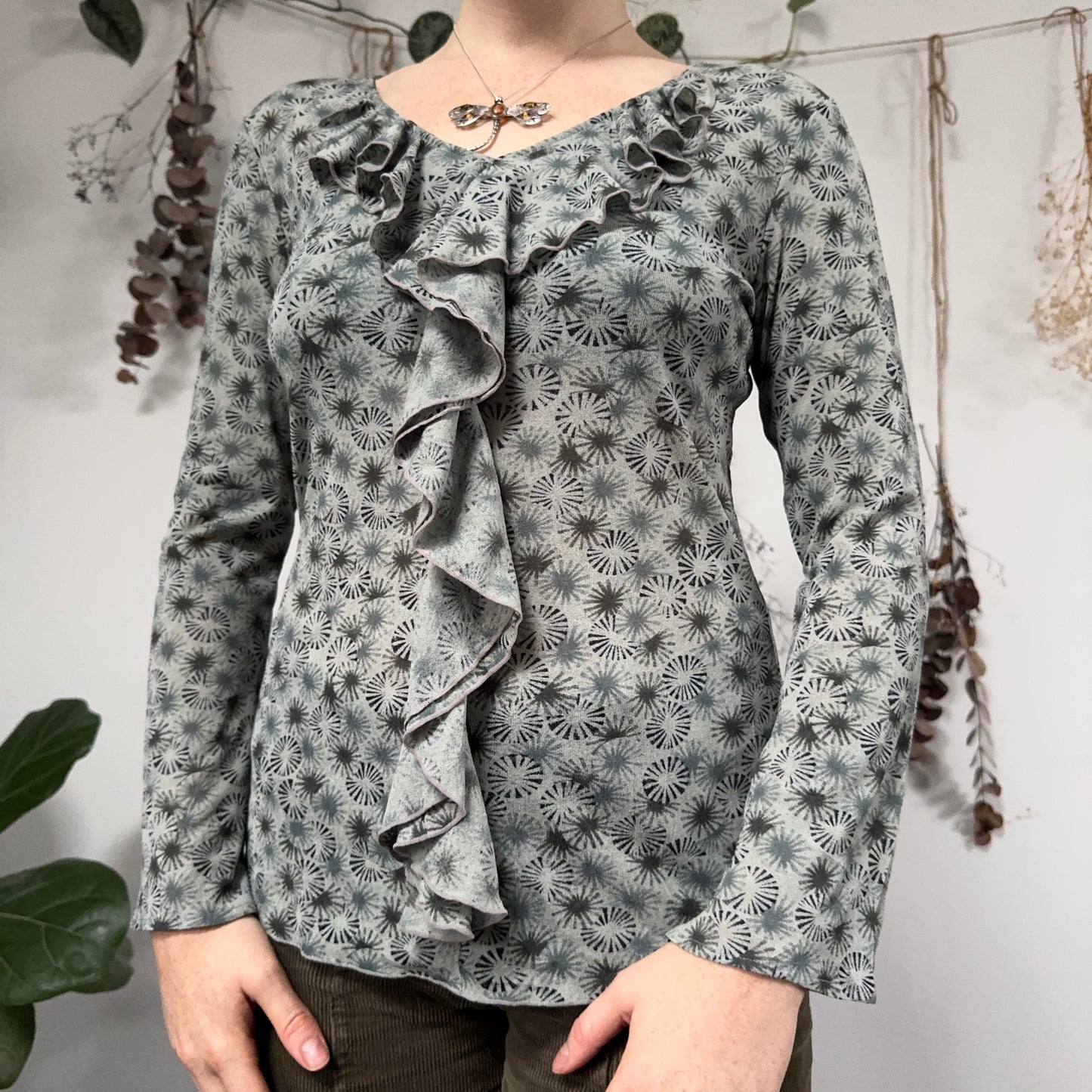 Blue mesh top - size M