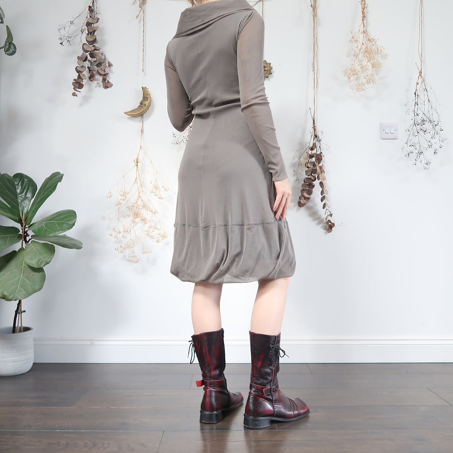 Taupe dress - size S