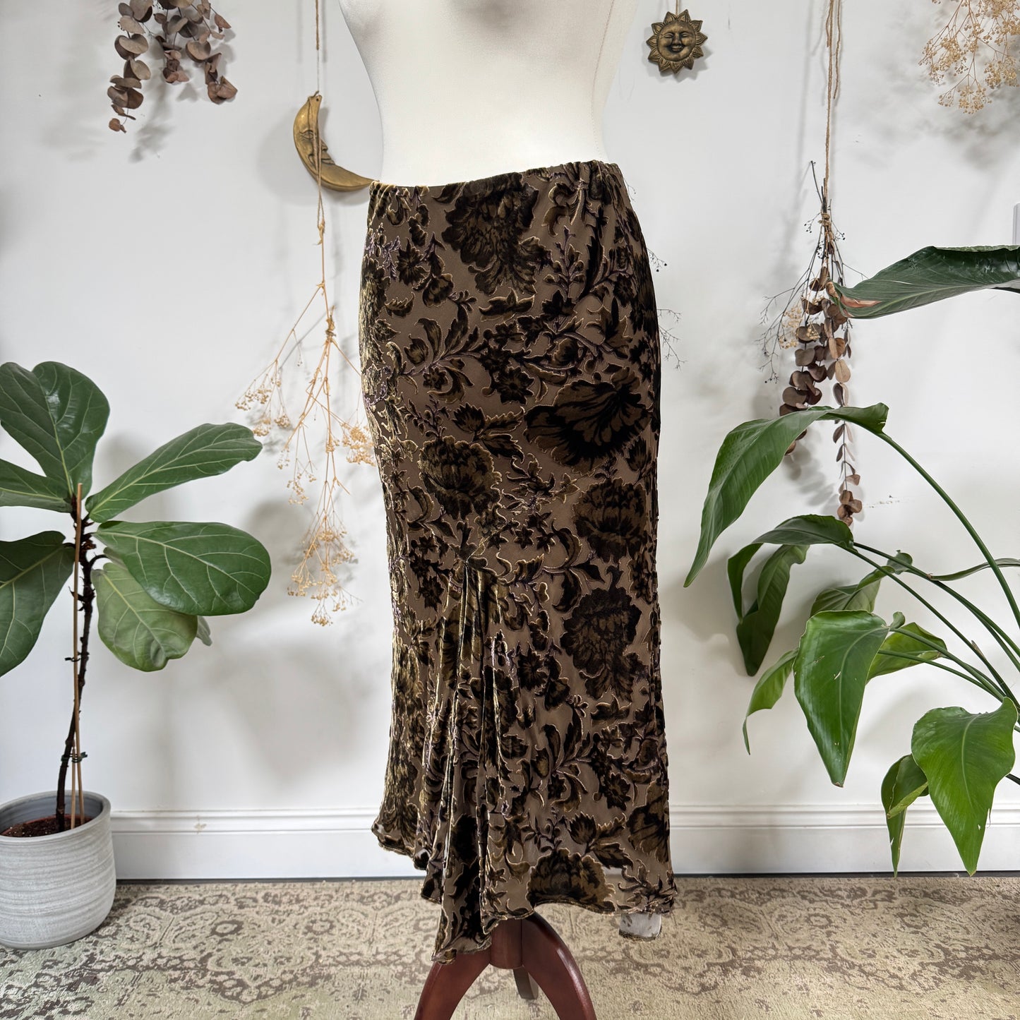 Velvet embossed skirt - size M
