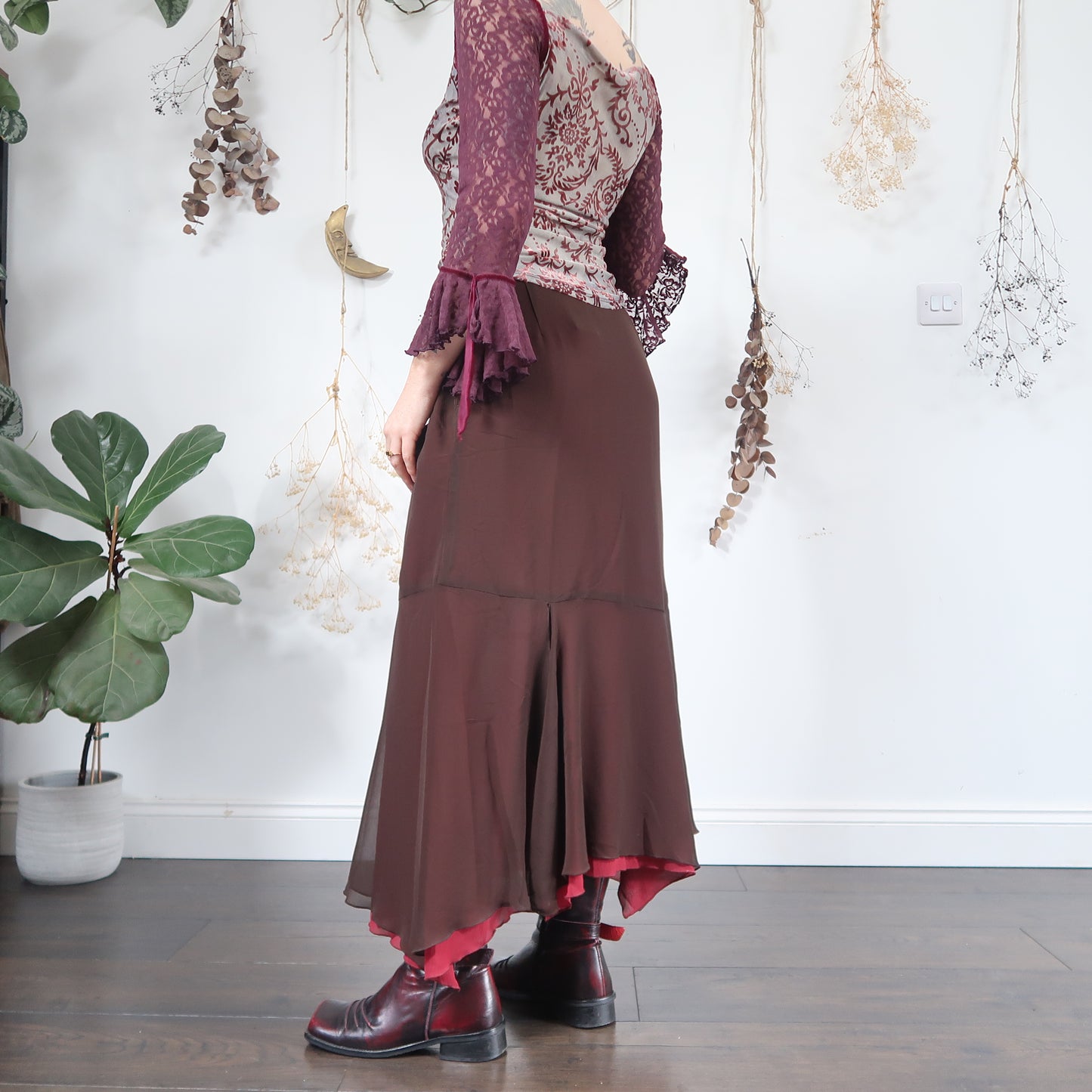 Flowy maxi skirt - size M