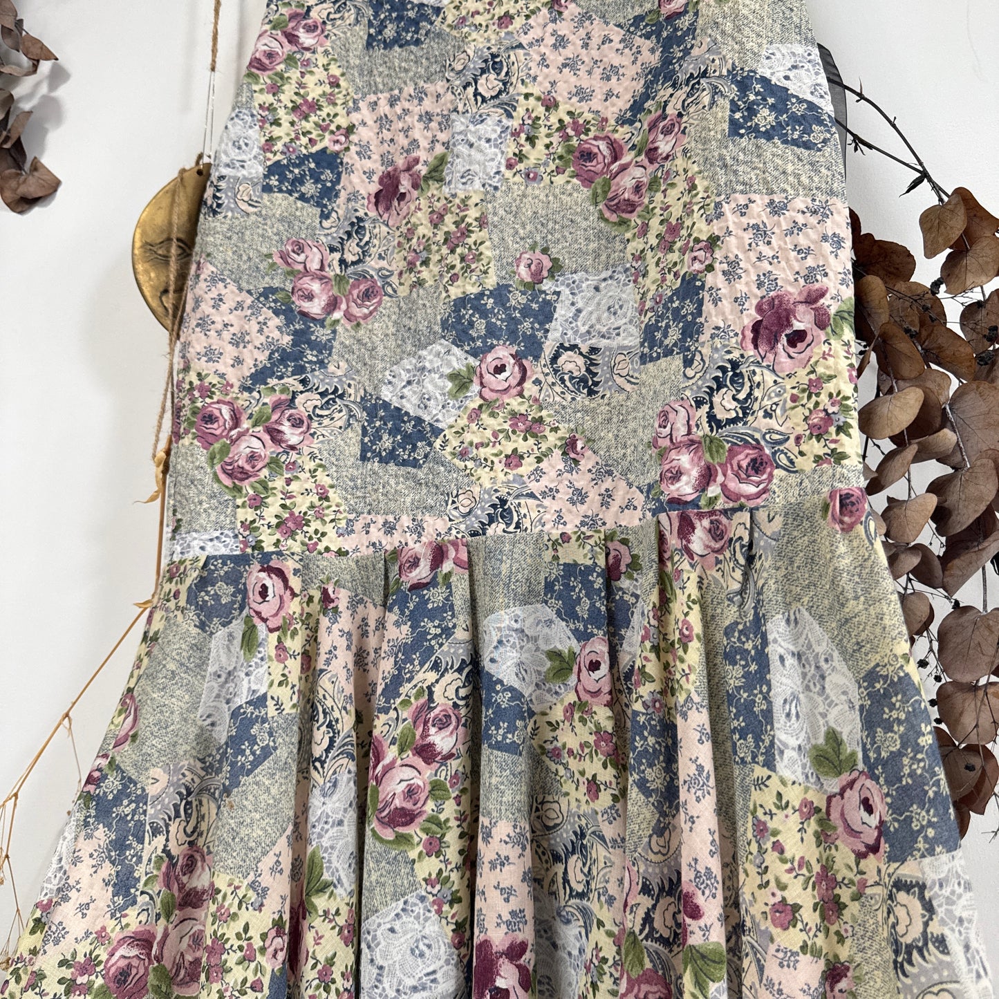 Floral patchwork skirt - size XS/S