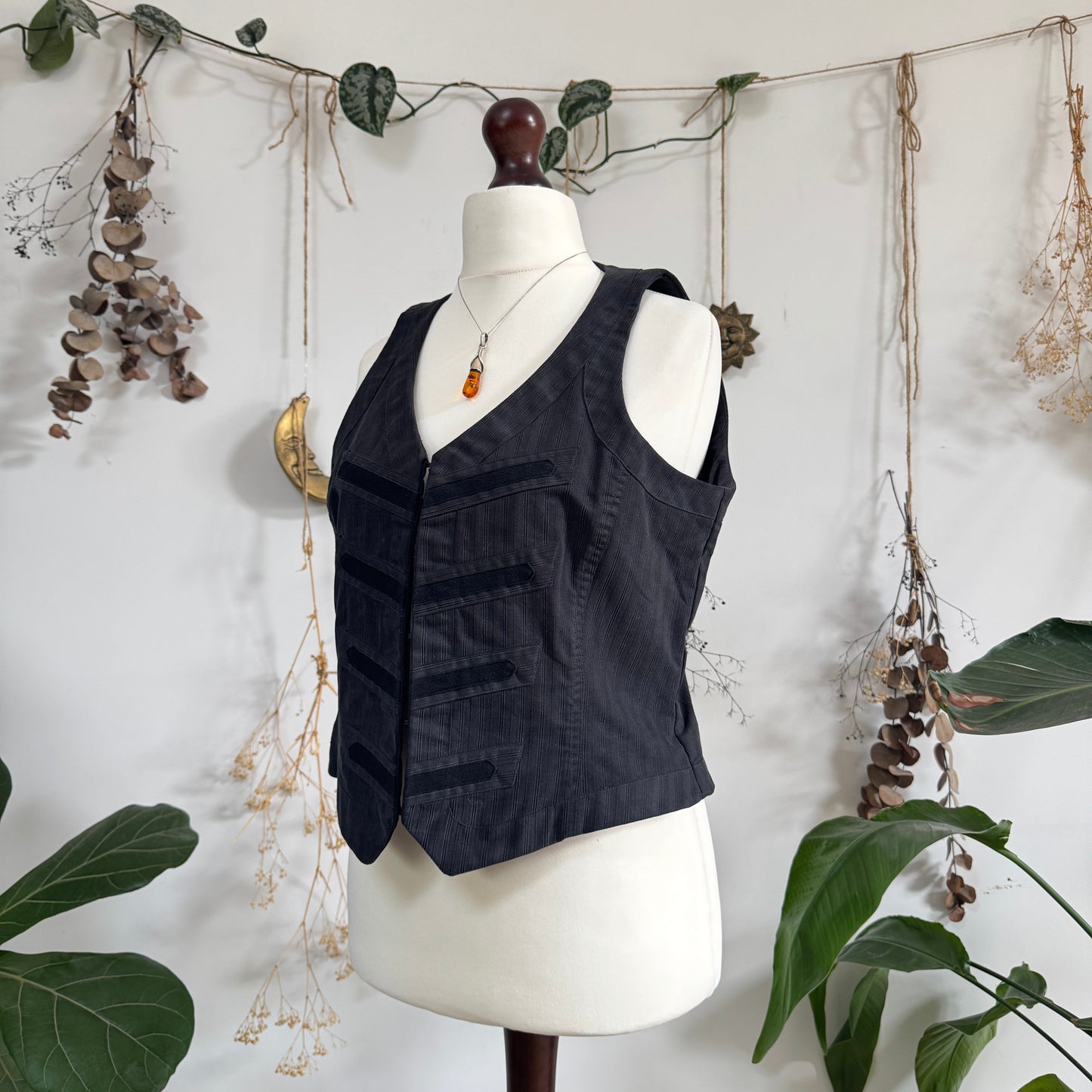 Grey stripe waistcoat top - size L