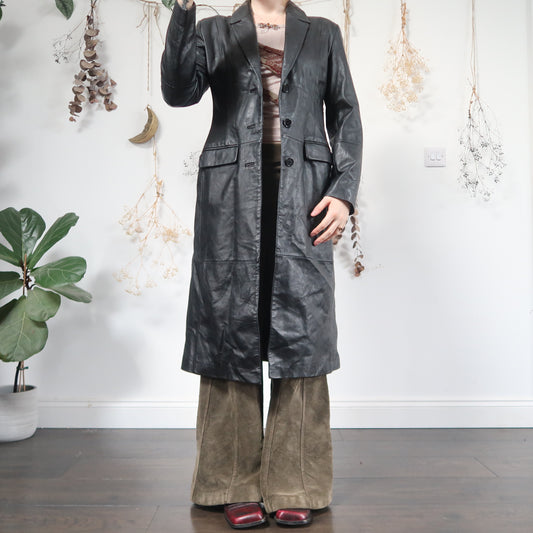 Black leather trench coat - size M
