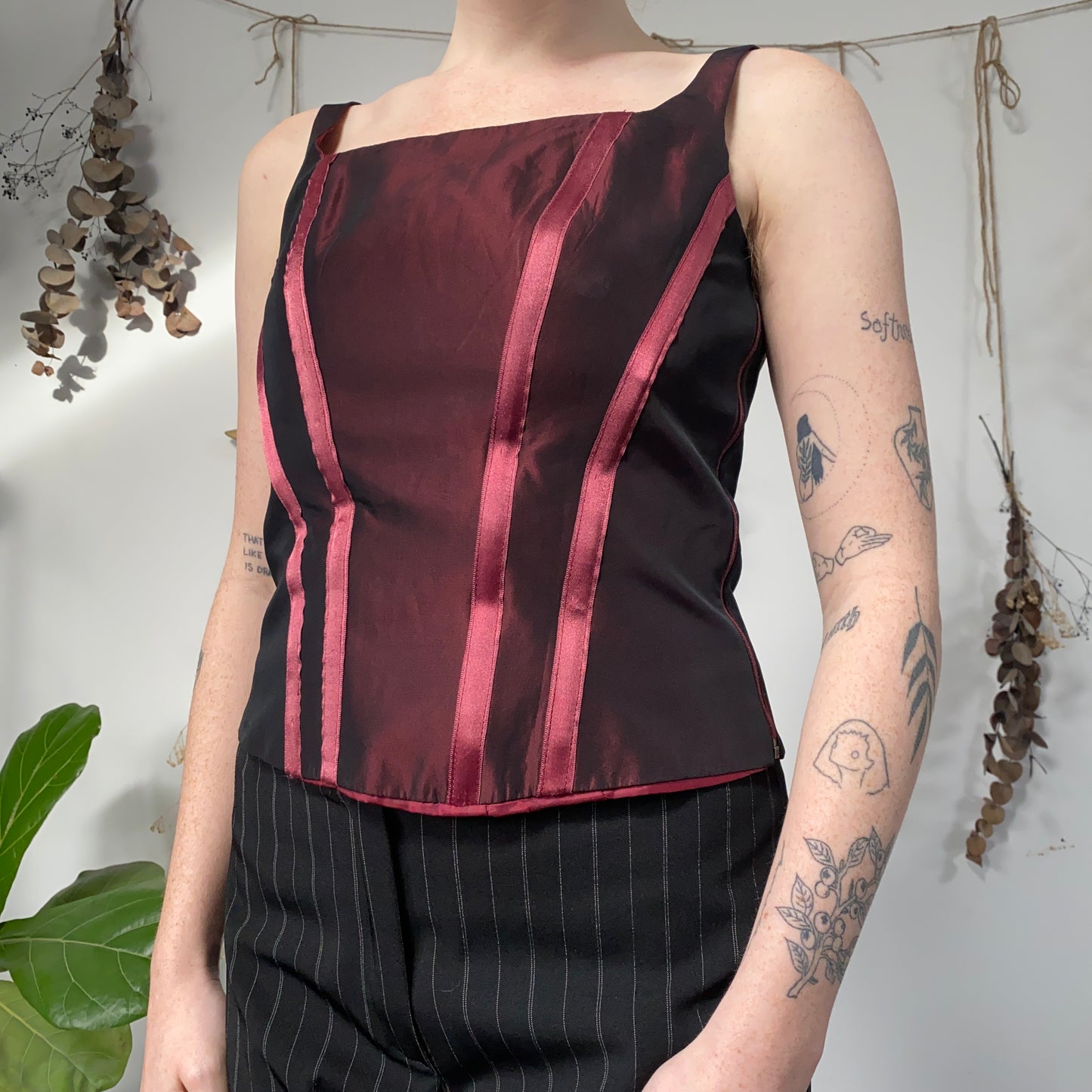 Red iridescent corset - size M/L