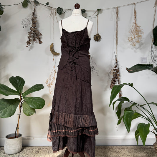Brown whimsical dress - size L/XL