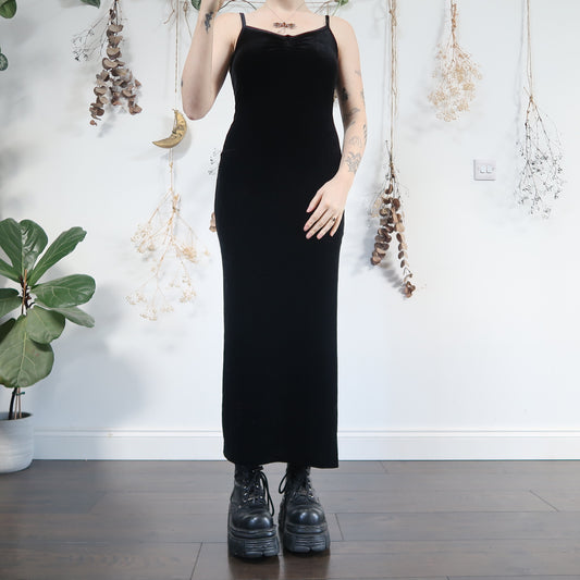 Black velvet dress - size S