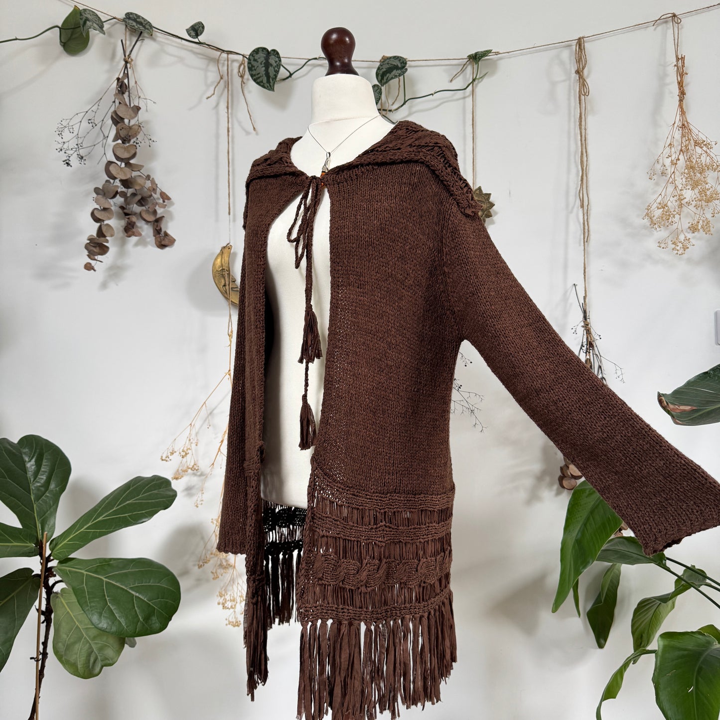 Brown knit cardigan - size L/XL