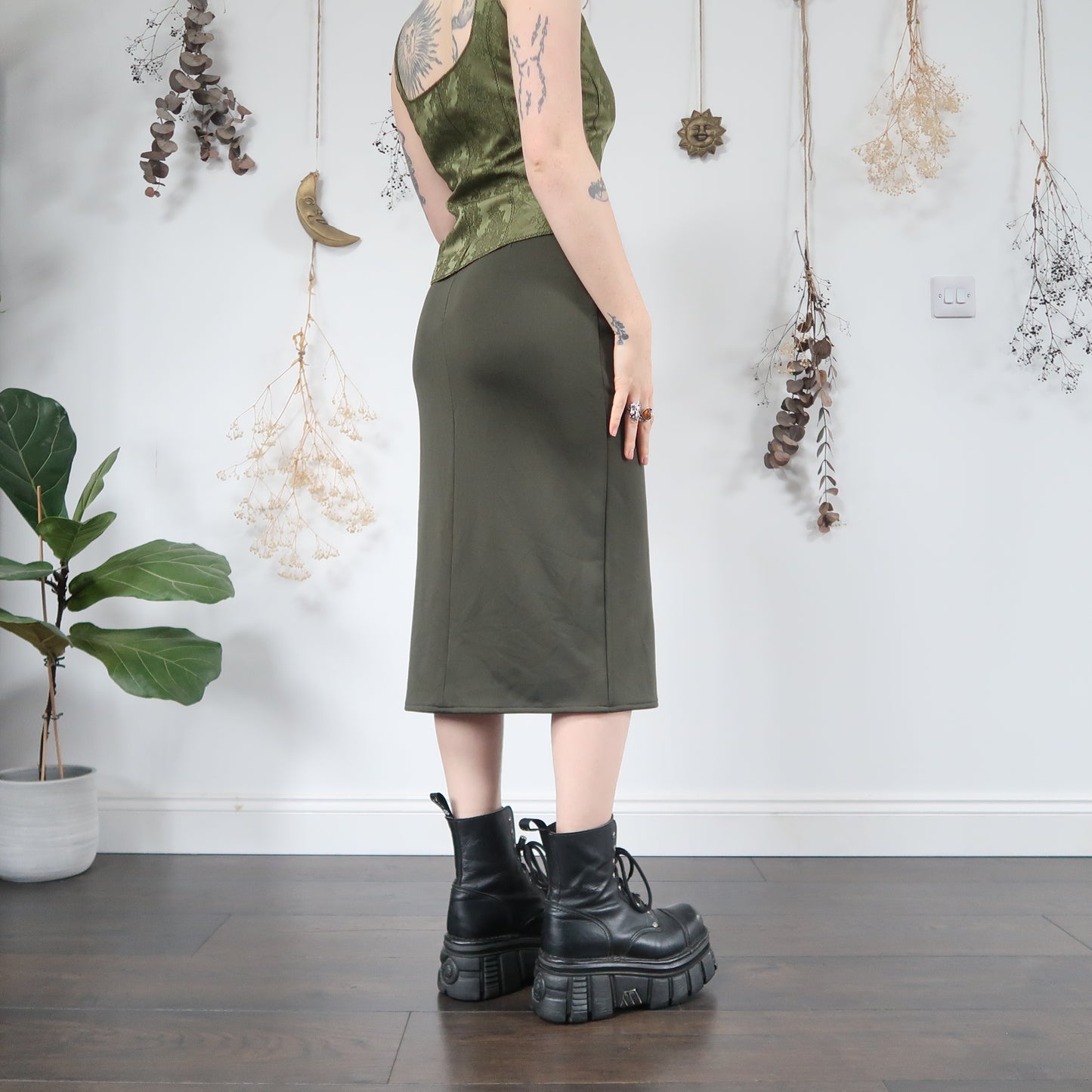 Khaki skirt - size S