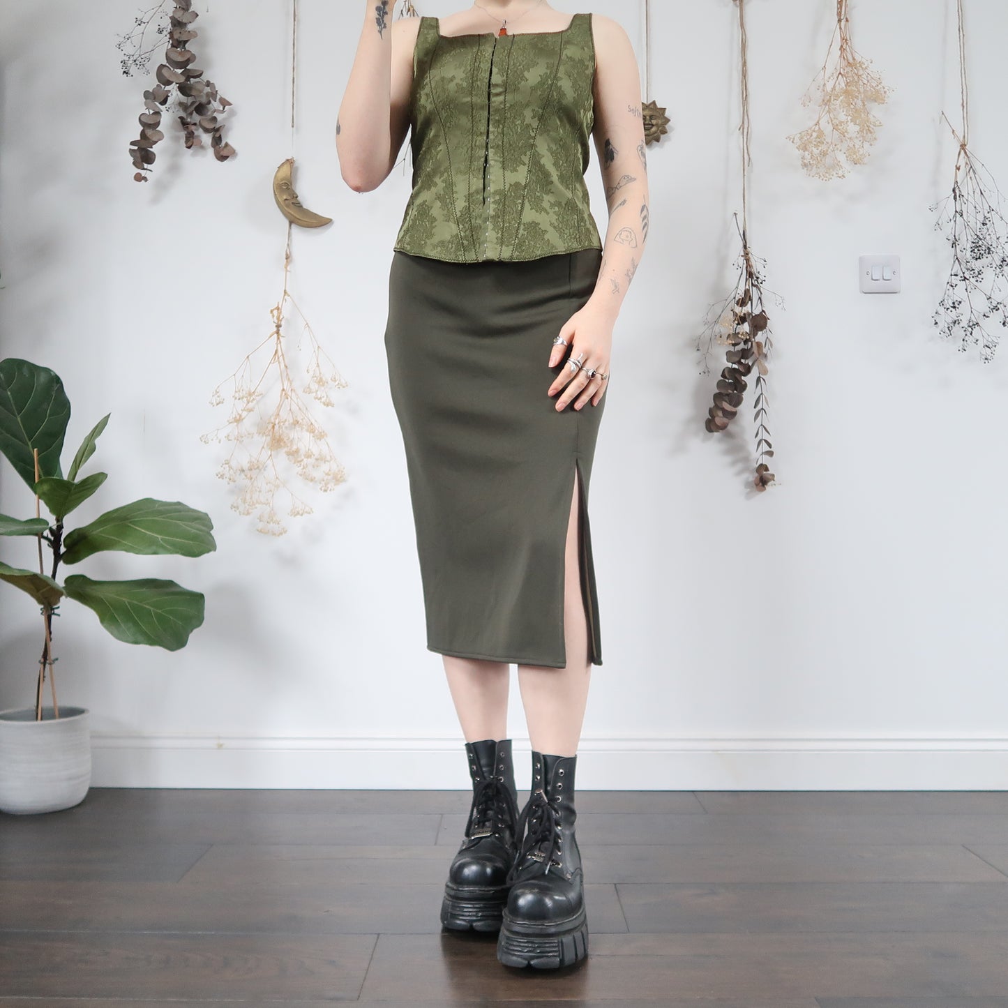 Khaki skirt - size S