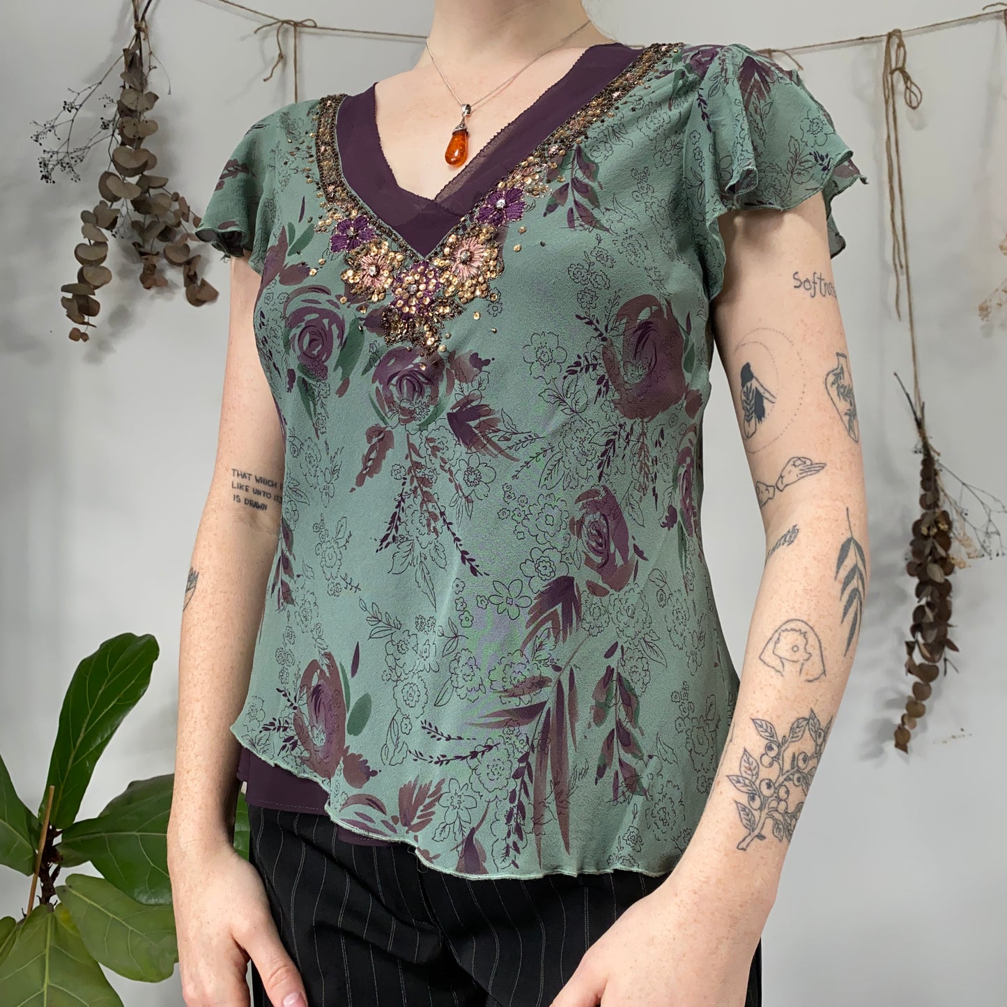Floral top - size M