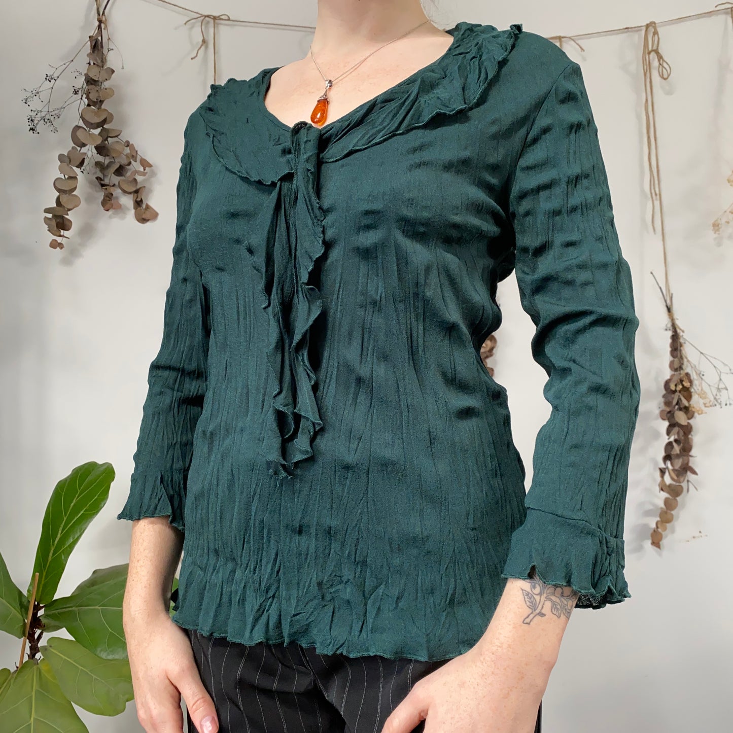 Green mesh top - size L
