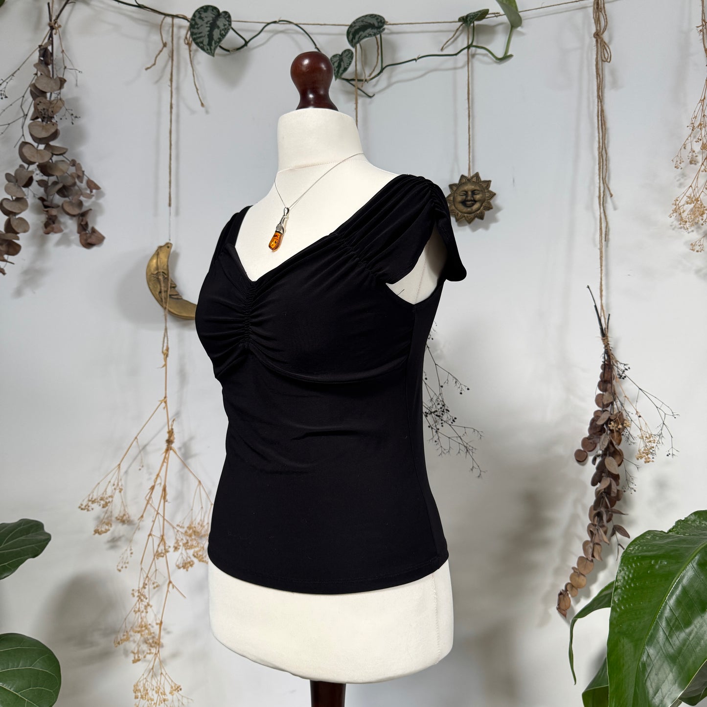 Black slinky top - size M