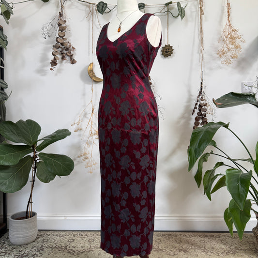 Red floral dress - size M