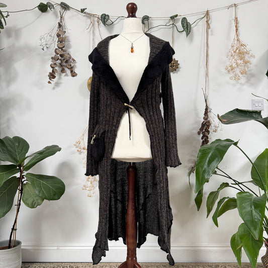 Grey knit cardigan - size M