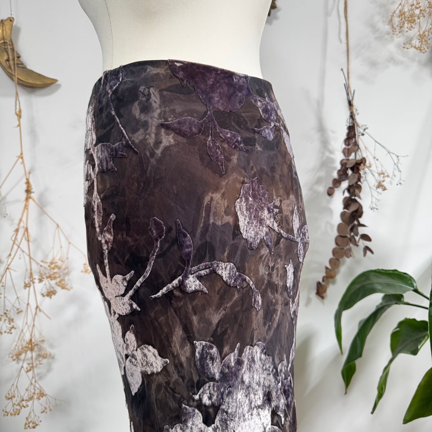 Velvet embossed skirt - size S/M
