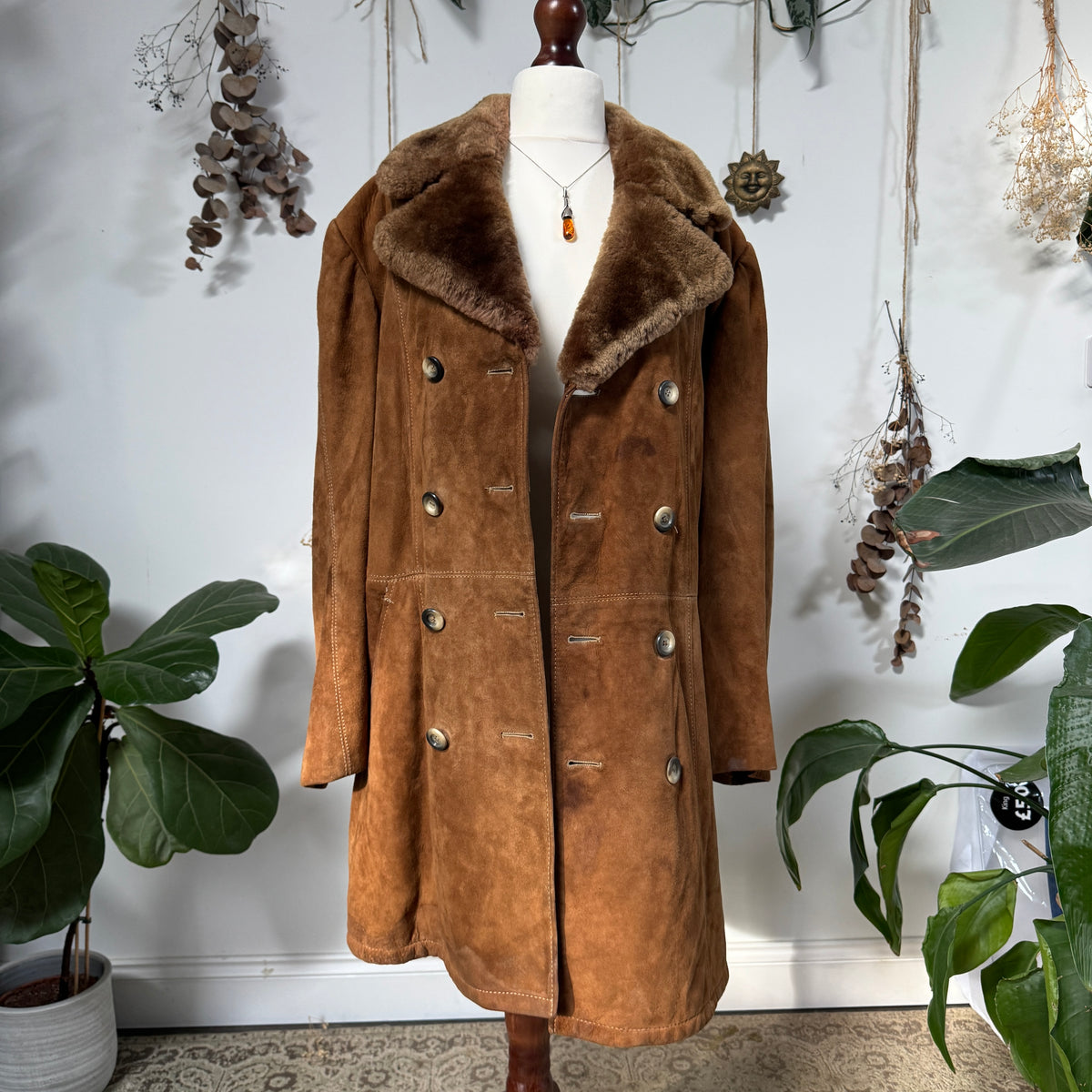 Camel sheepskin coat - size XL