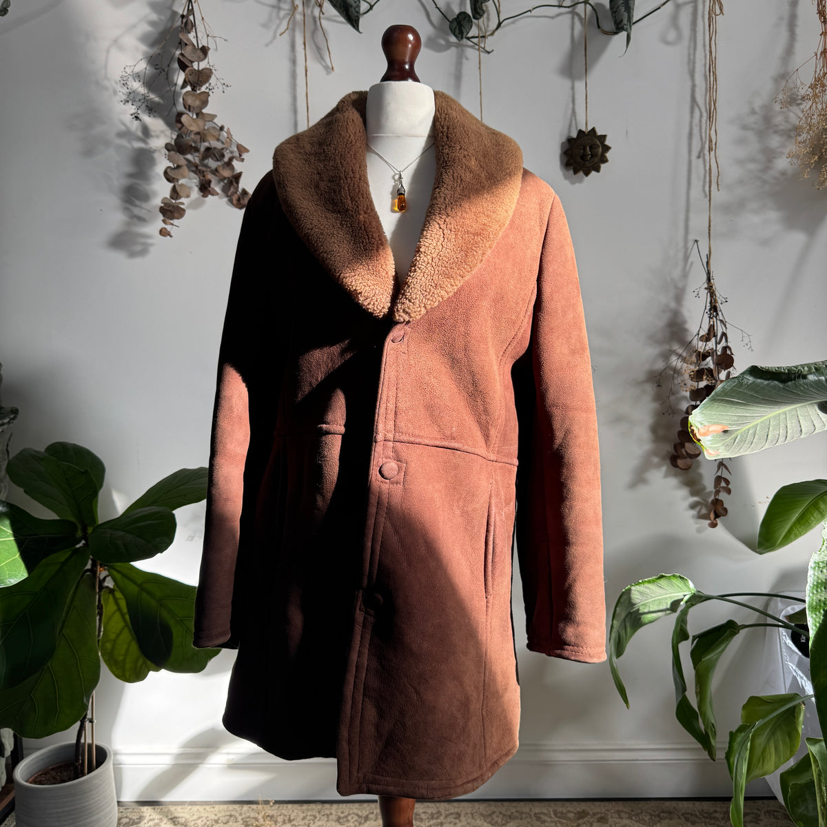 Brown sheepskin coat - size L