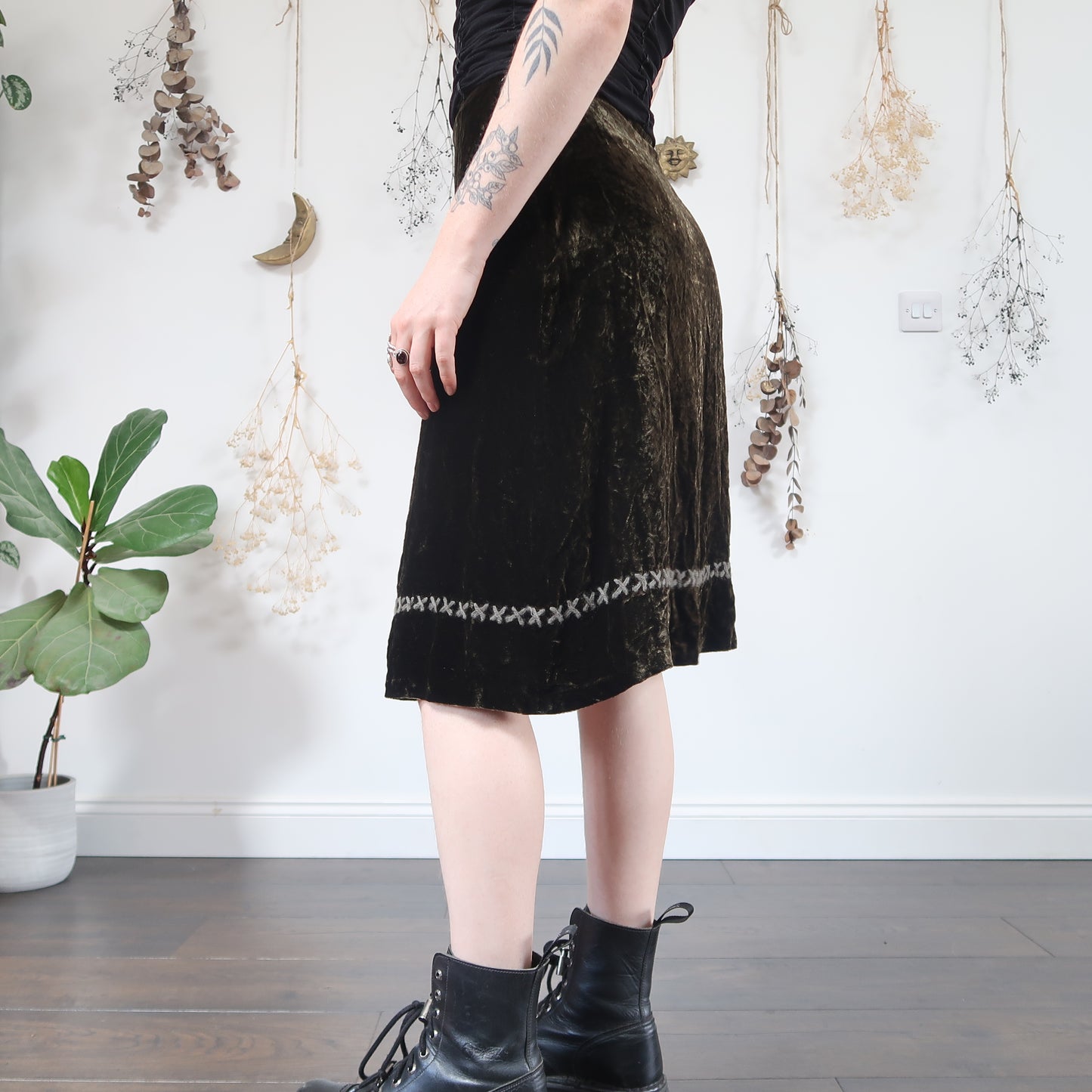 Green velvet skirt - size S