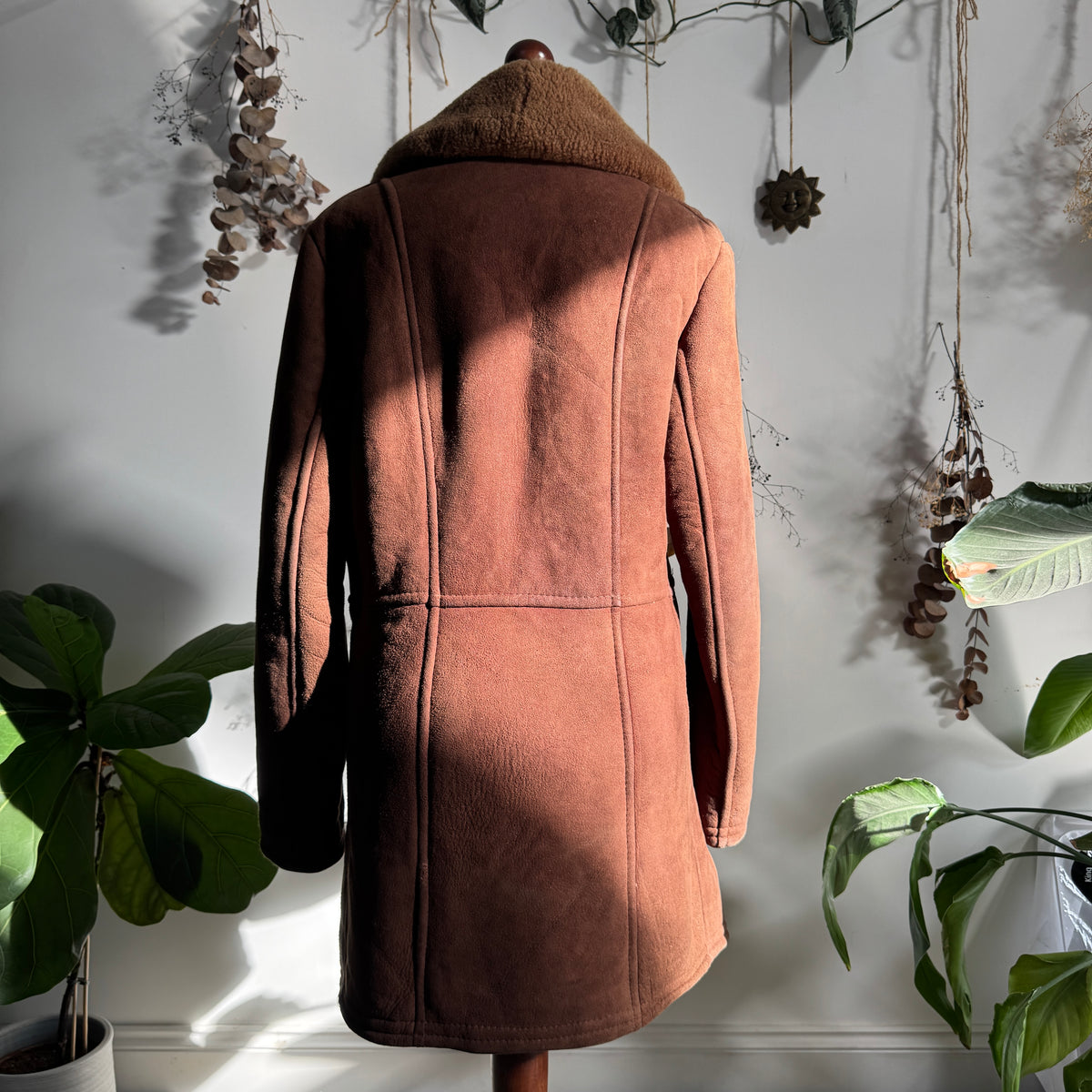 Brown sheepskin coat - size L
