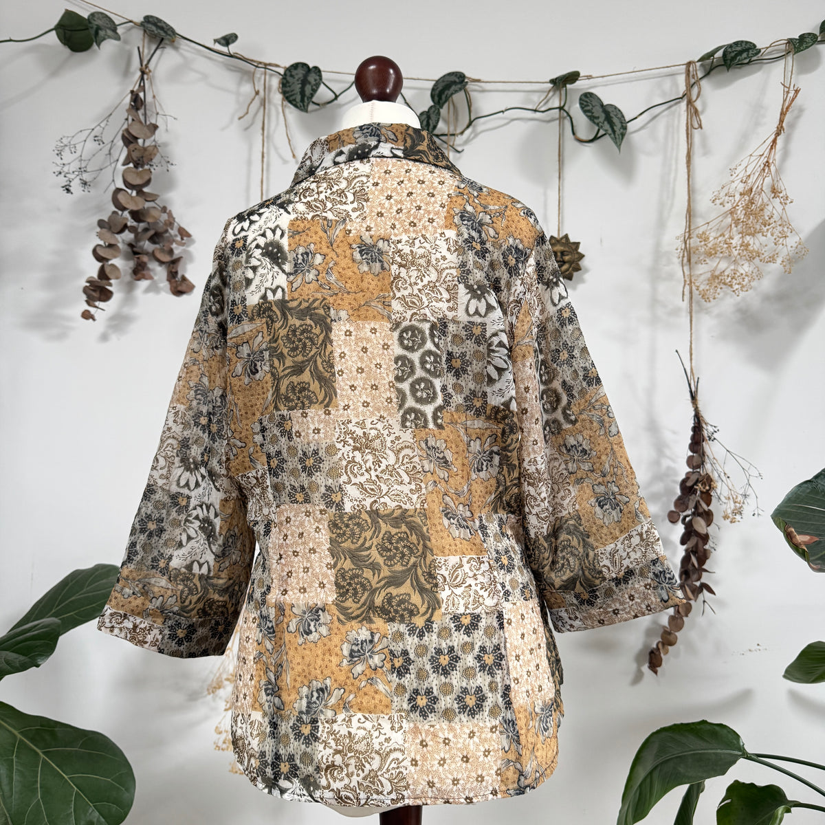 Patchwork shirt - size M/L