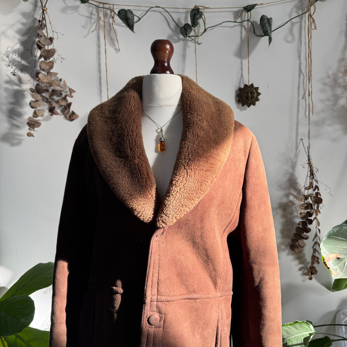Brown sheepskin coat - size L