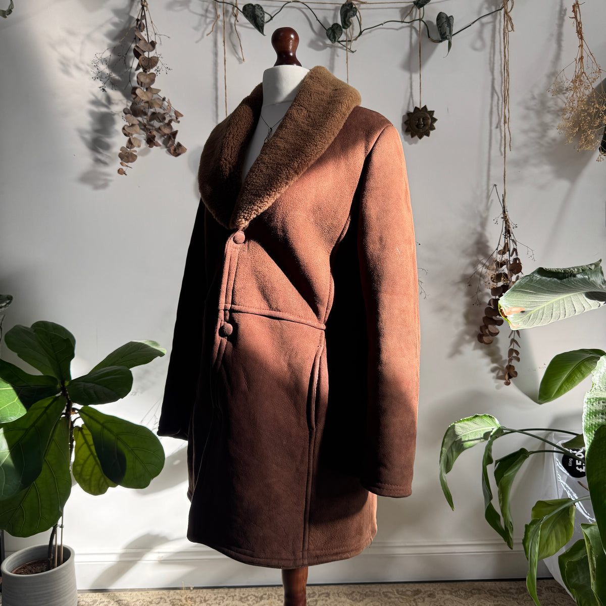 Brown sheepskin coat - size L