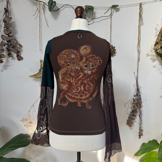 Save the Queen top - size M