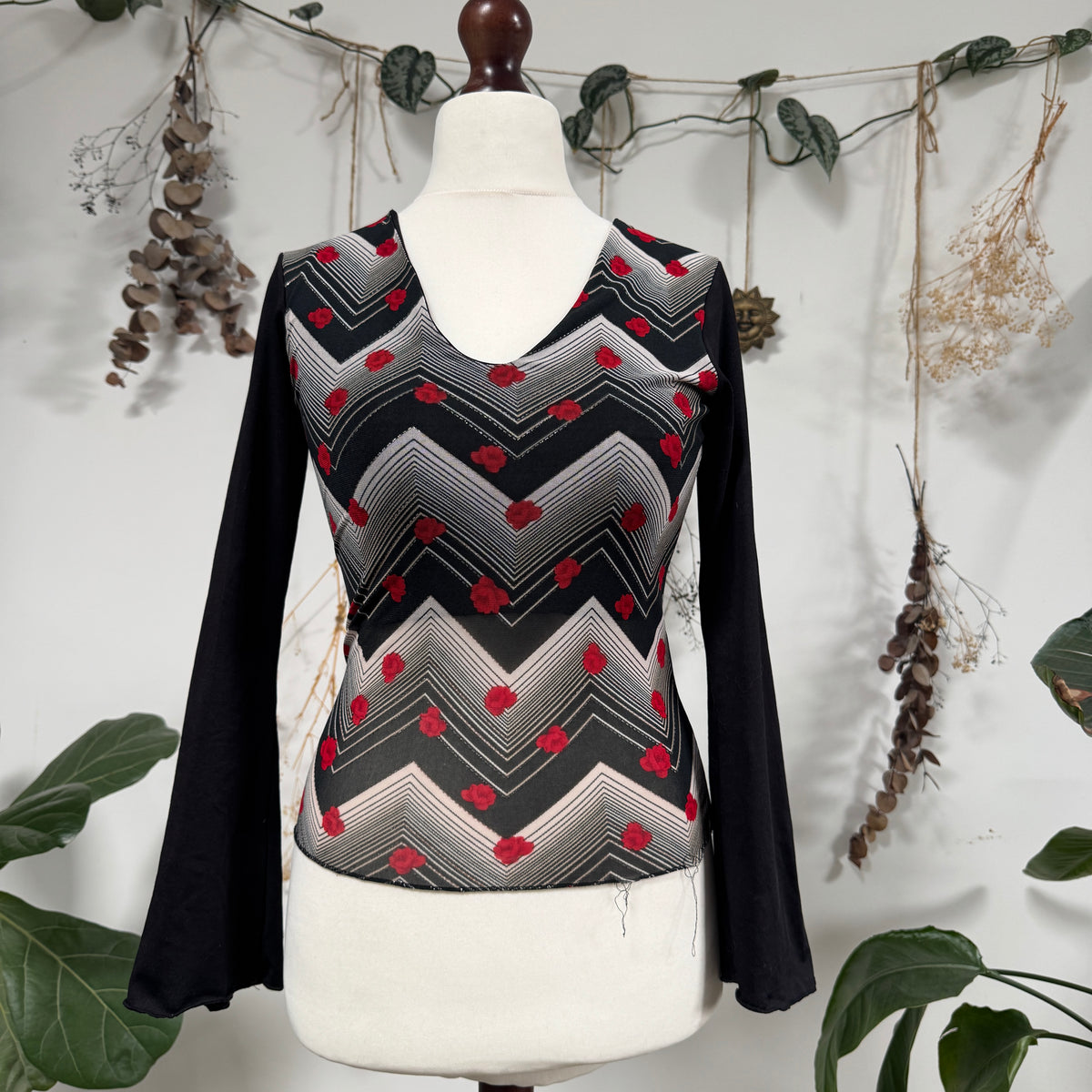 Black floral top - size S/M