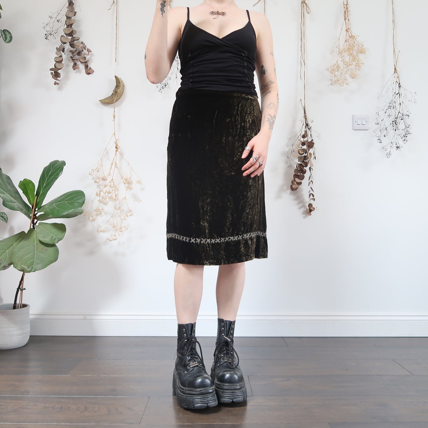 Green velvet skirt - size S