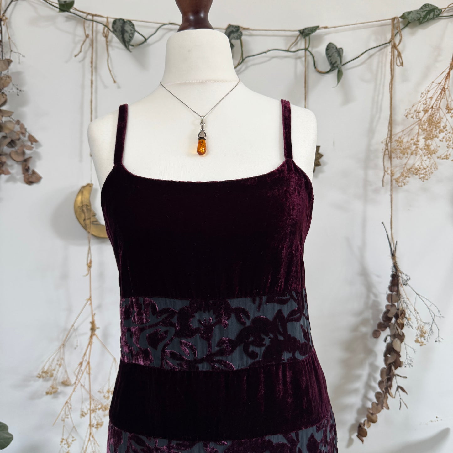 Purple velvet dress - size M