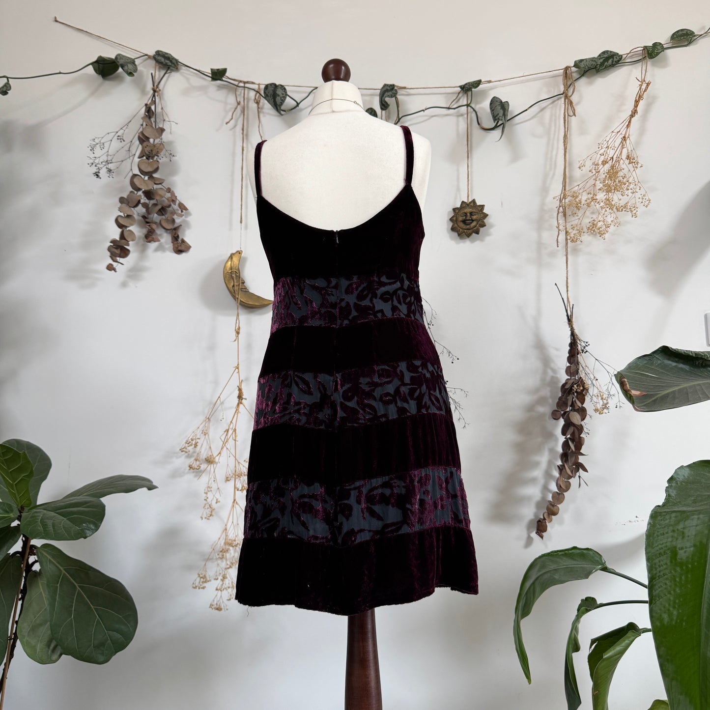 Purple velvet dress - size M