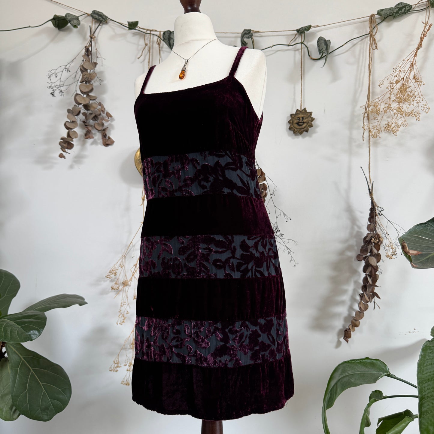 Purple velvet dress - size M