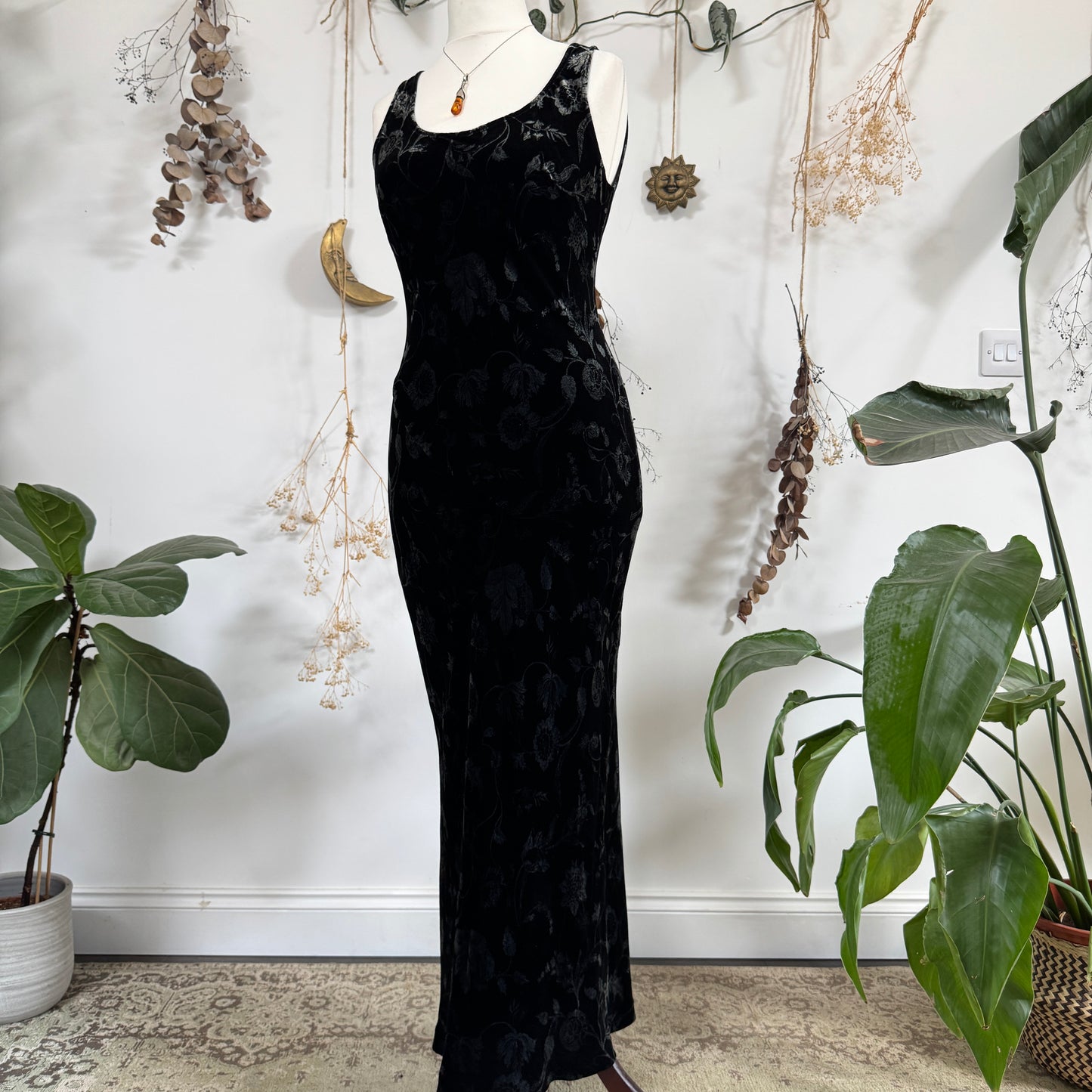 Floral velvet dress - size M