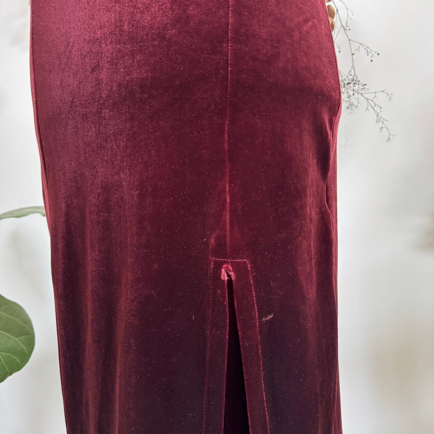 Burgundy velvet dress - size S/M