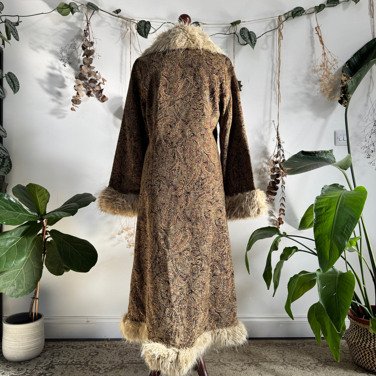 Tapestry afghan coat - size M/L