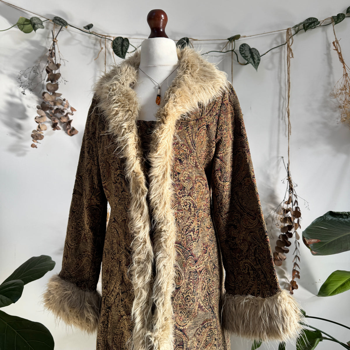Tapestry afghan coat - size M/L