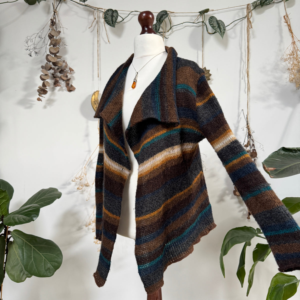 Knit cardigan - size M/L