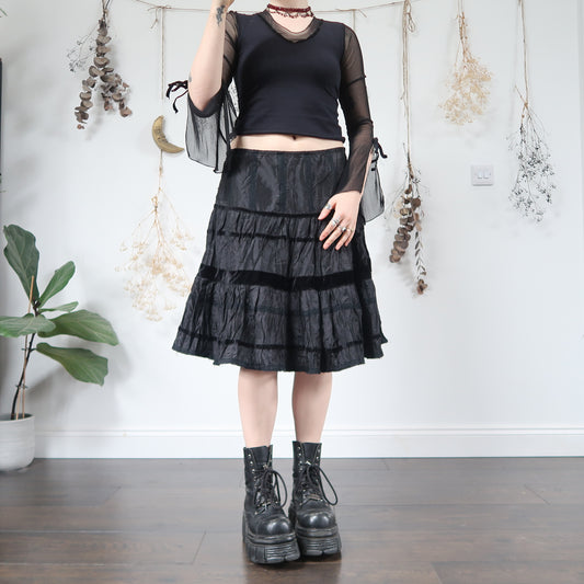 Black midi skirt - size M/L