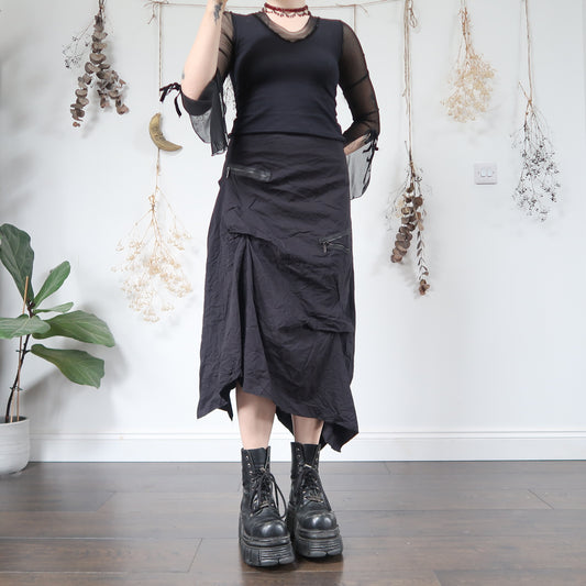 Black hitch skirt - size L