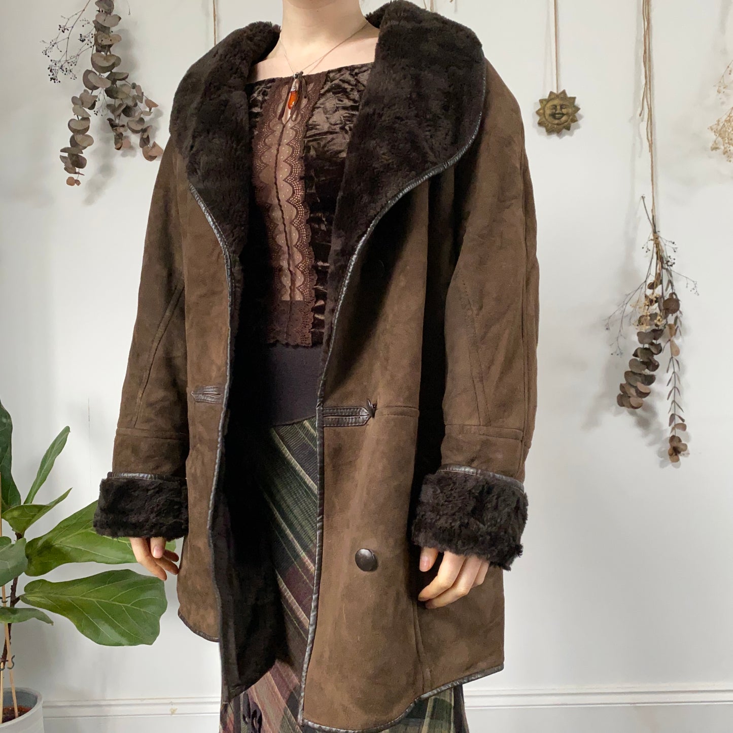 Brown sheepskin coat - size XL/XXL