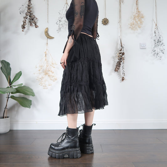 Black skirt - size M/L