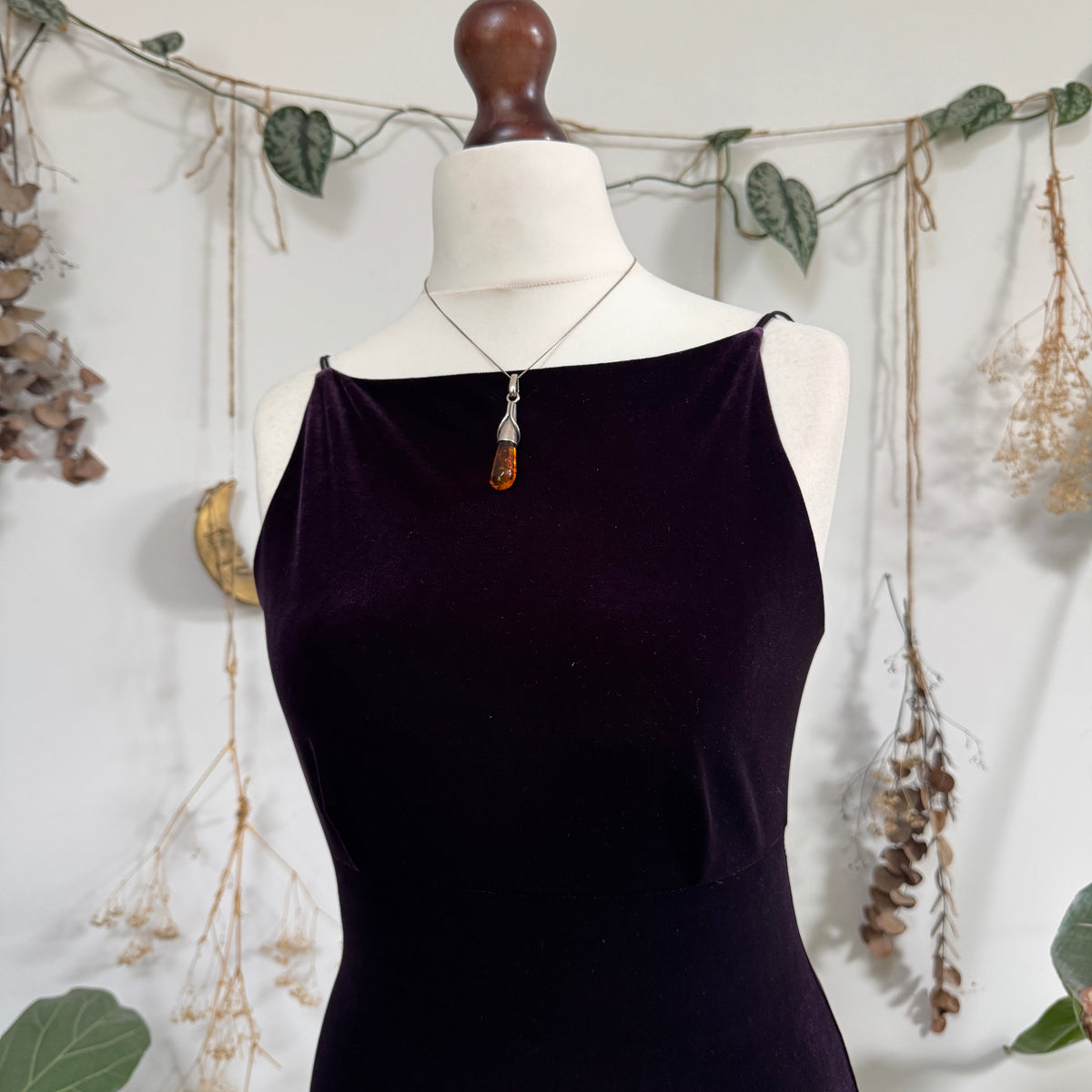 Purple velvet dress - size M