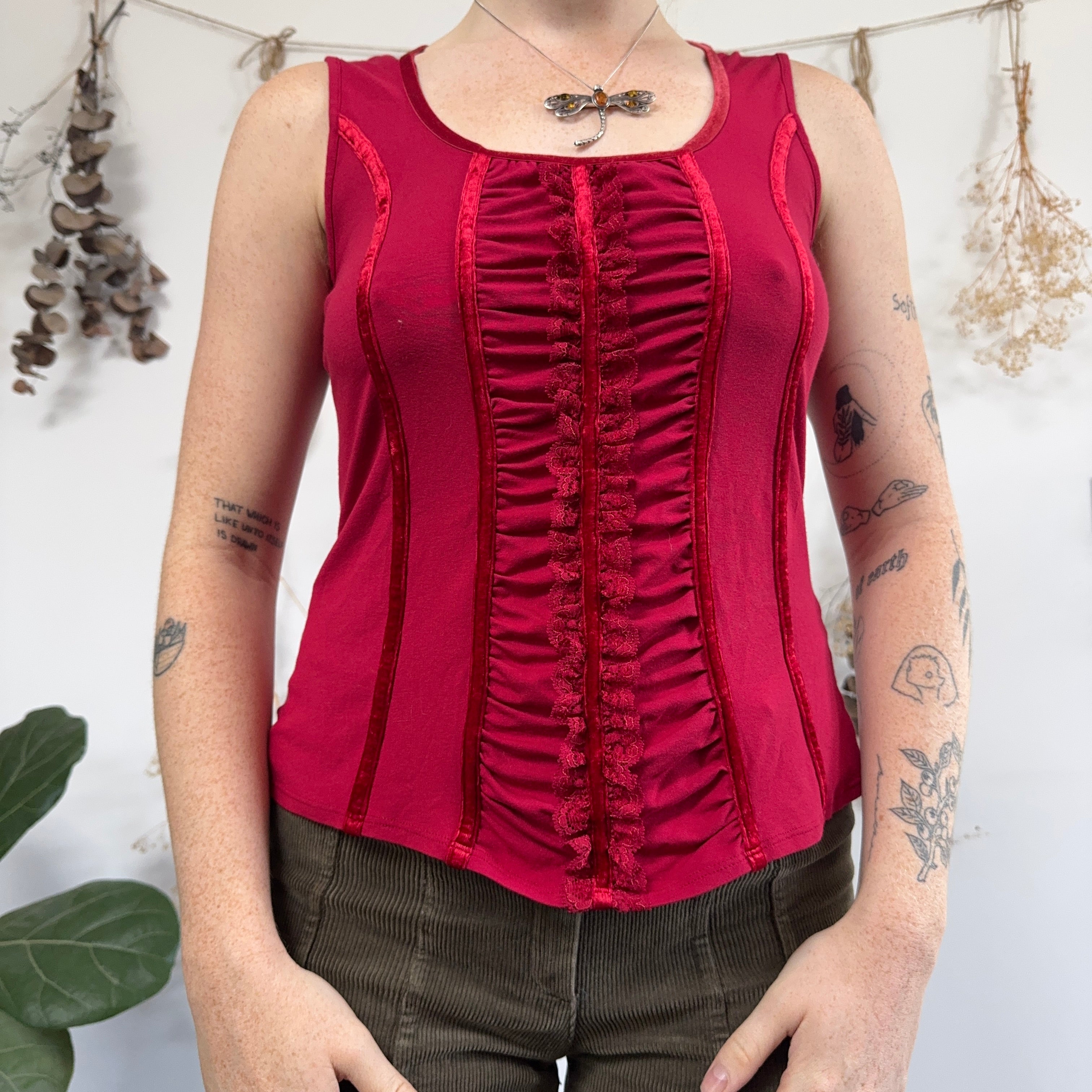 Red ruched top - size M/L – Of Earth Vintage