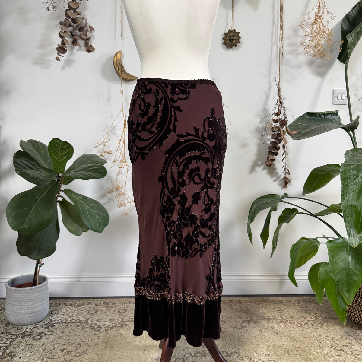 Brown velvet skirt - size M